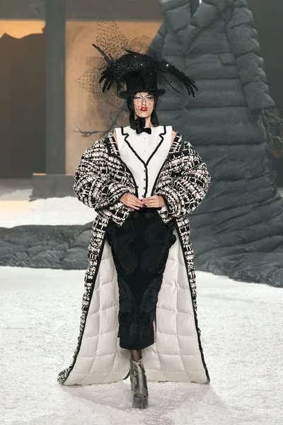Look 1